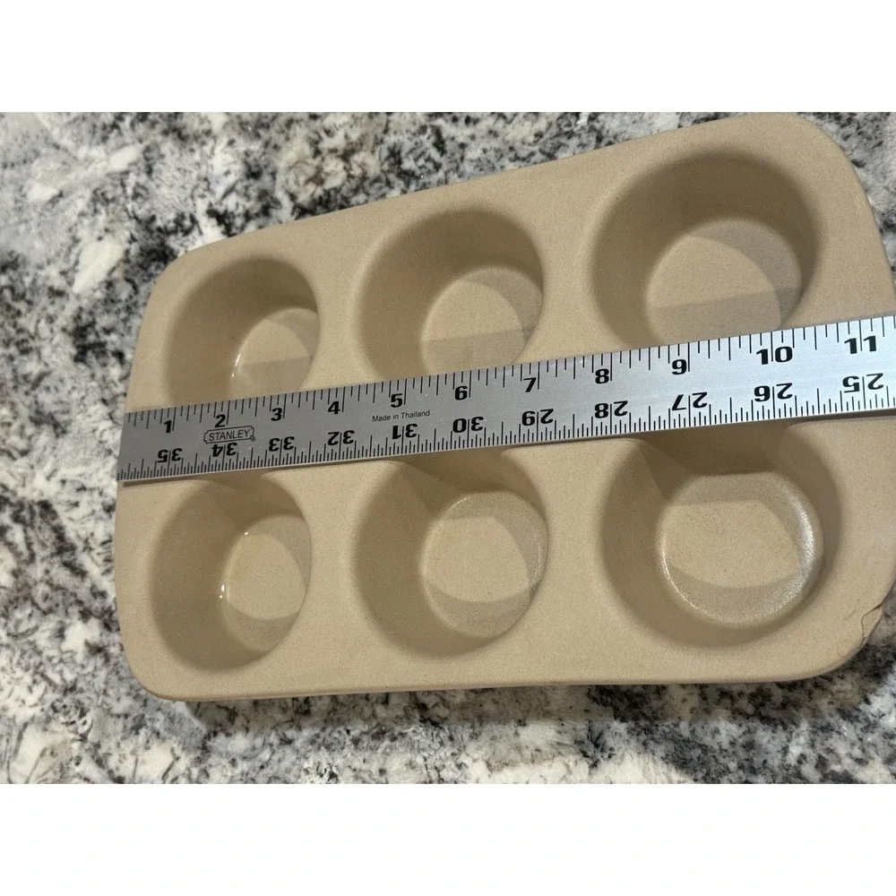 Pampered Chef 6 Cup Muffin Cupcake Stoneware Pan Family Heritage Collection